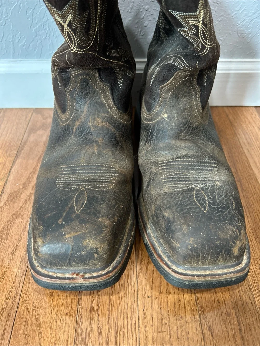 Ariat workhog work