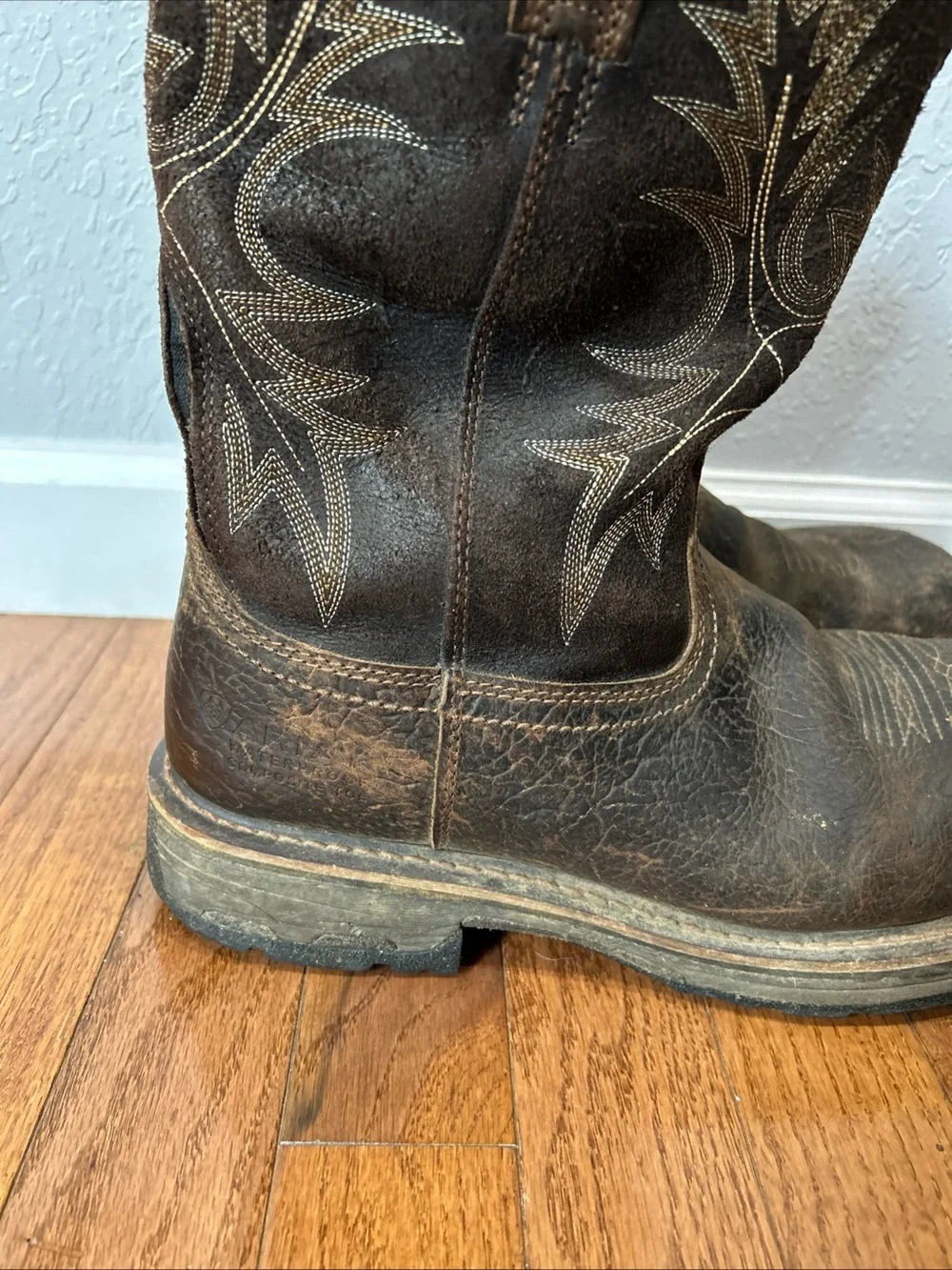 Ariat workhog work