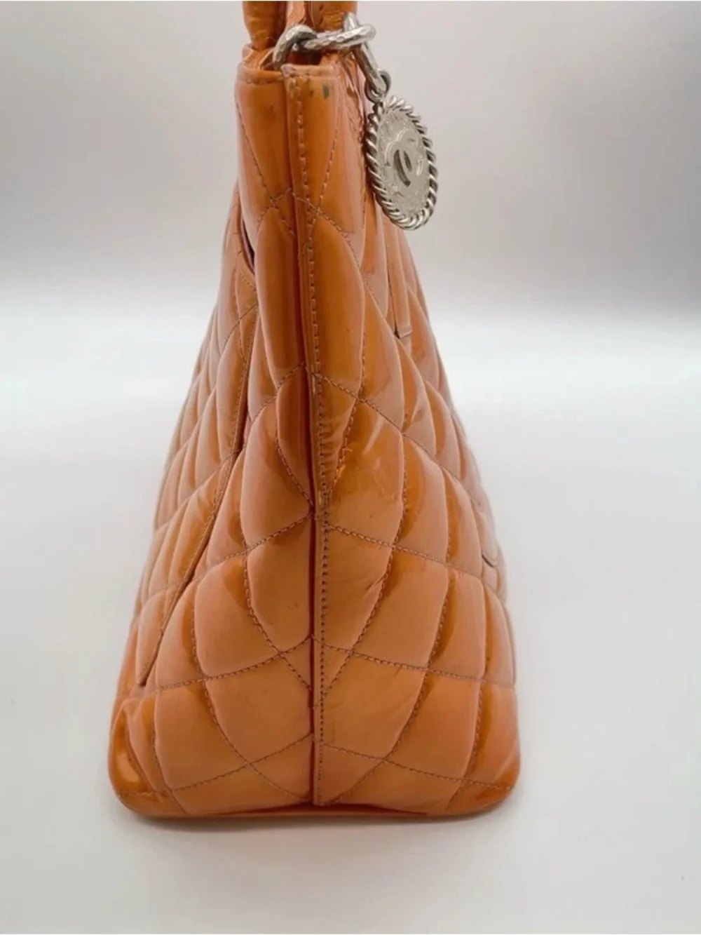 CHANEL quilted leather