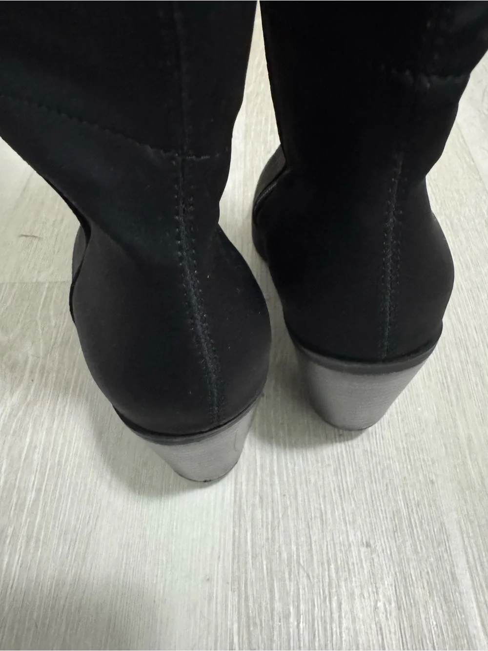 C Est. 1946 chic black