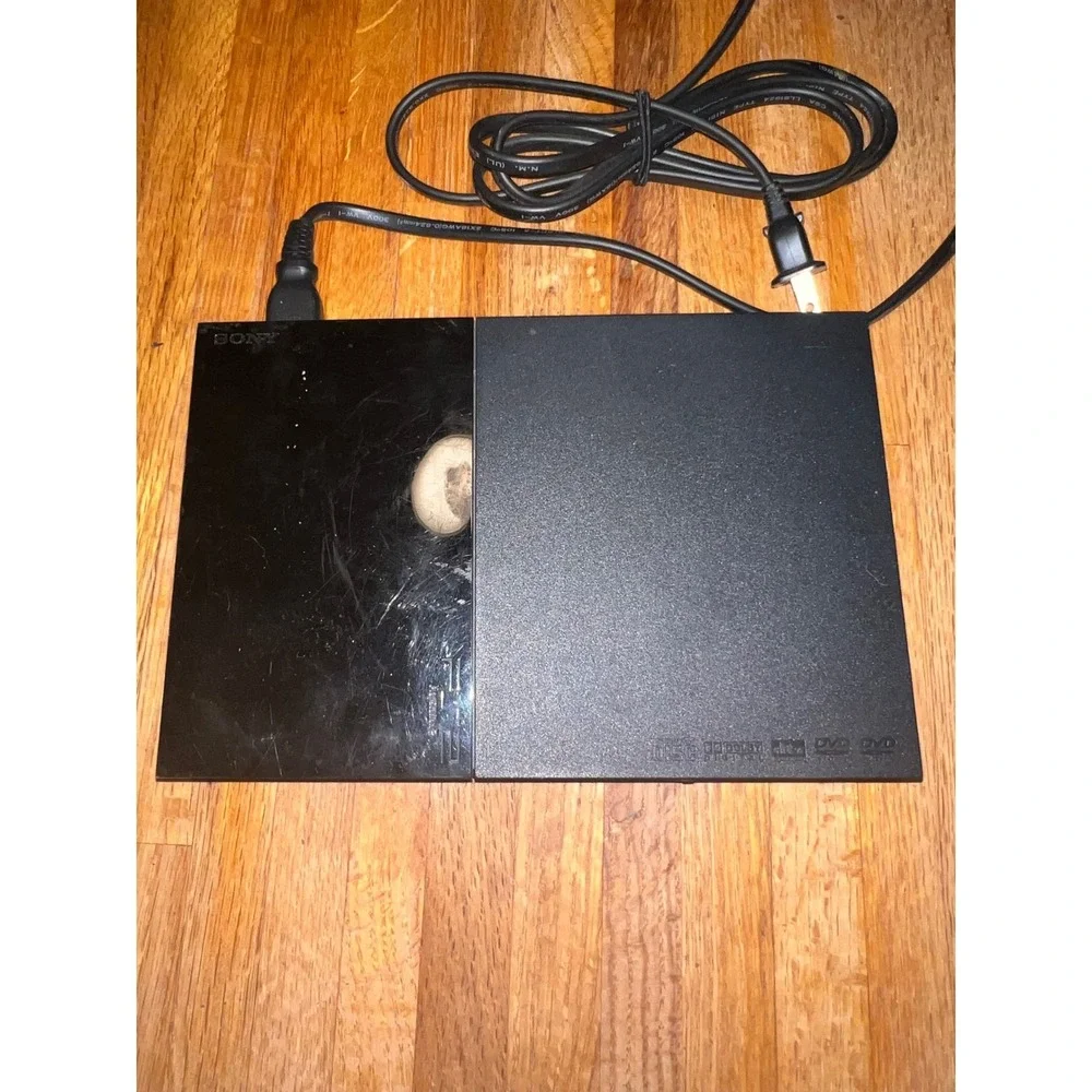 Sony playstation slim