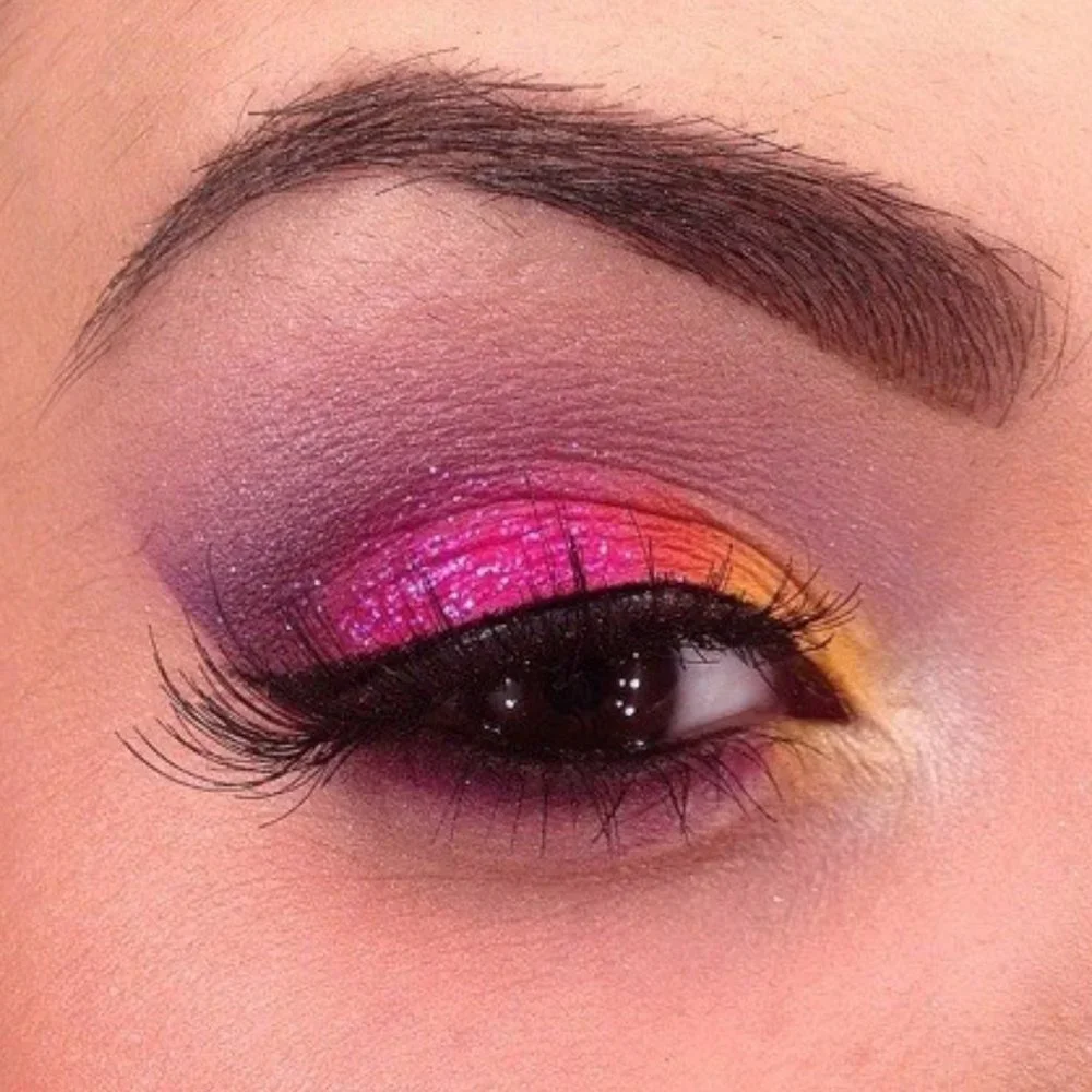 Sale! MAC PROCESS MAGENTA Acrylic Face & Body Paint NIB eyeliner PRICE FIRM