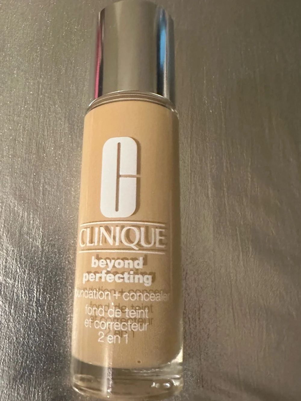 Clinique beyond perfecting