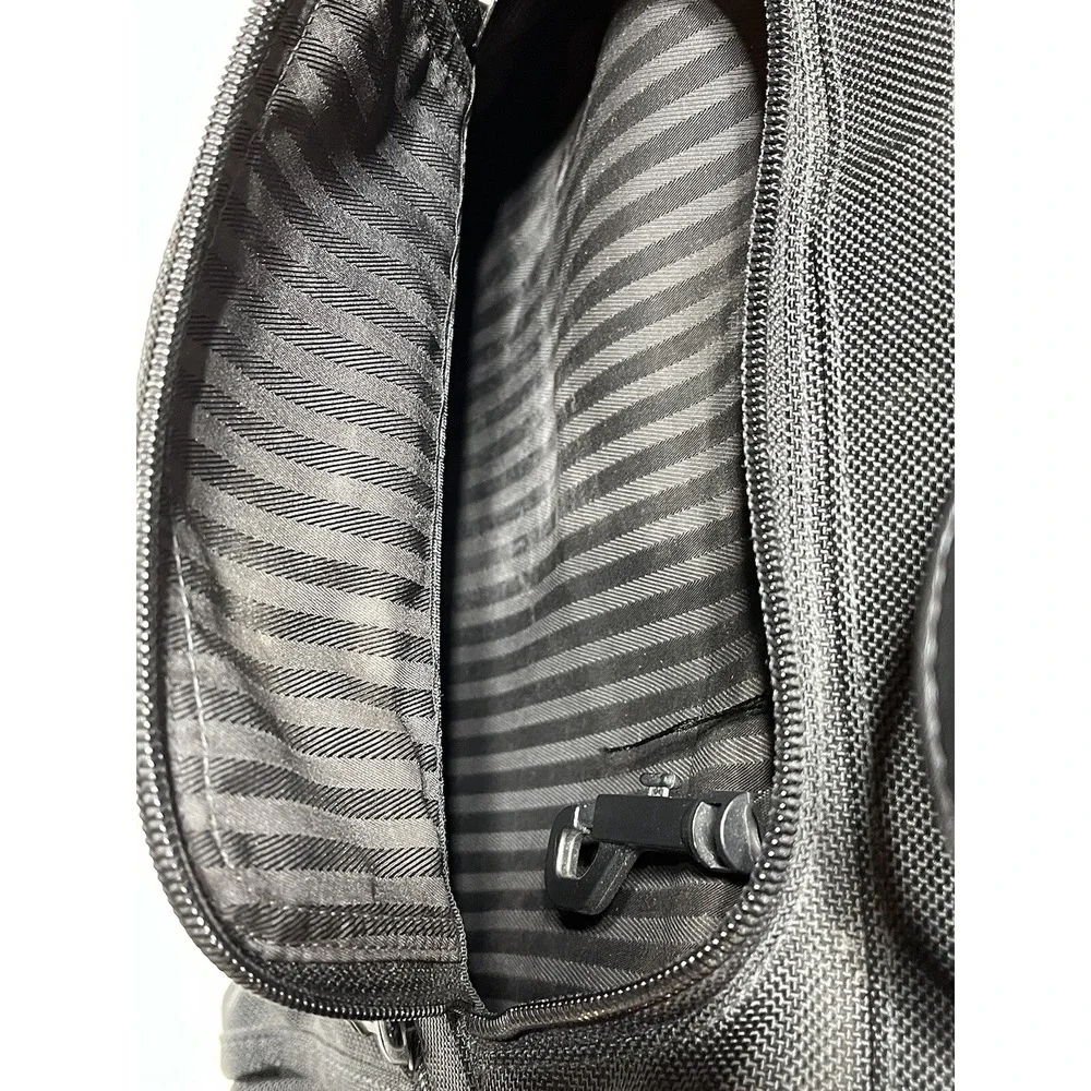 Tumi very nice