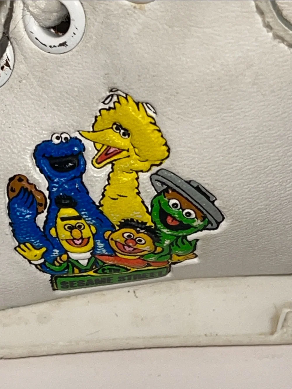 Vintage Sesame Street Sz 4 Infant Toddler Sneaker Shoes Oscar Cookie Big Bird