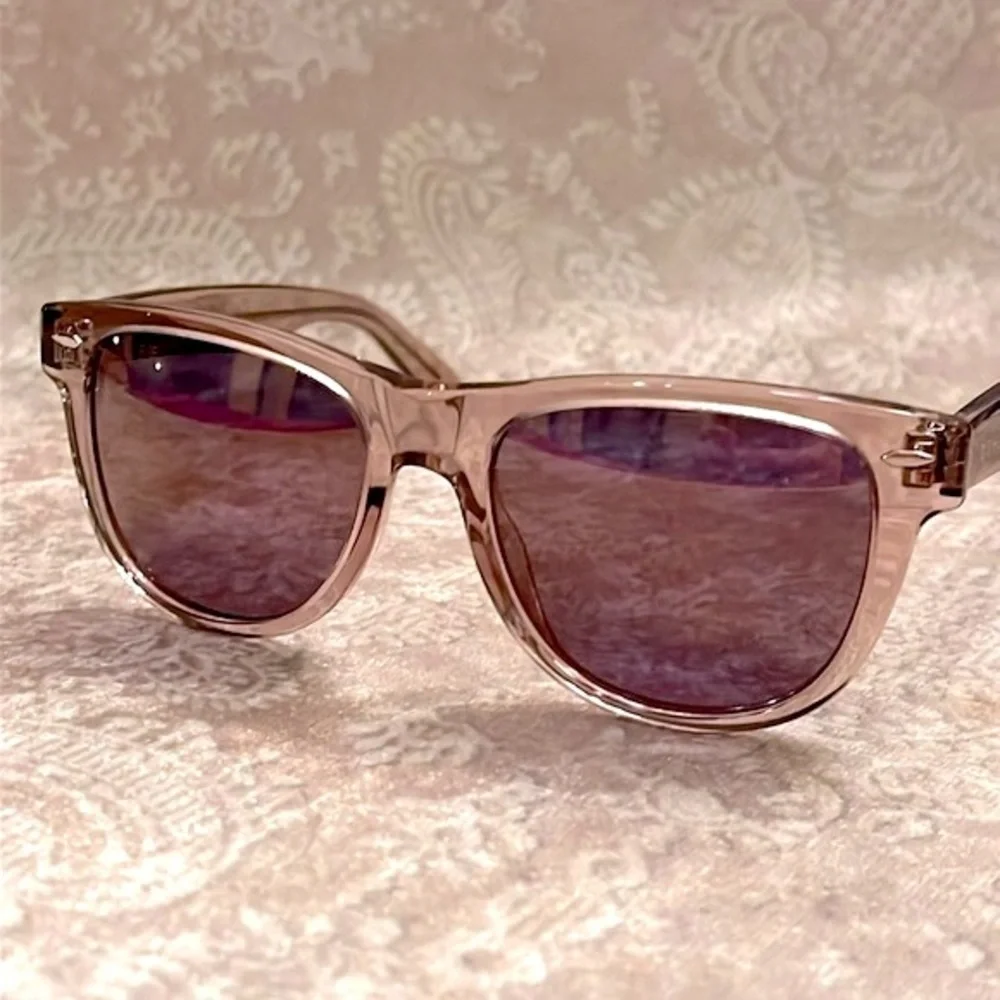 Diff Eyewear brand new