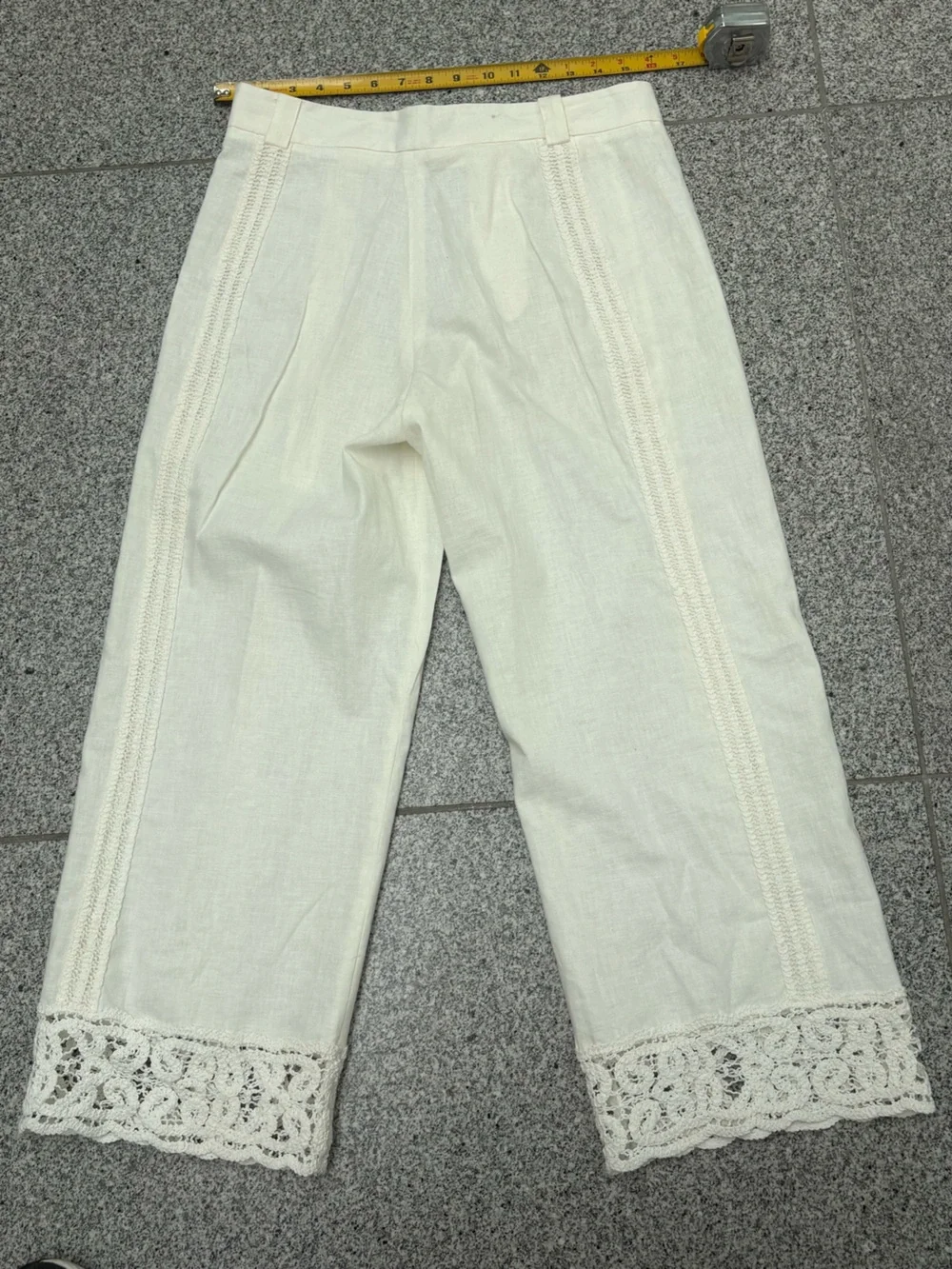 Zara cropped cream