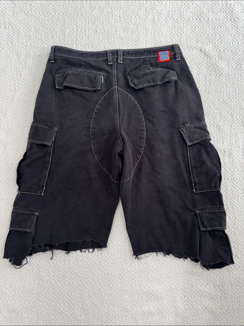 Empyre durable black