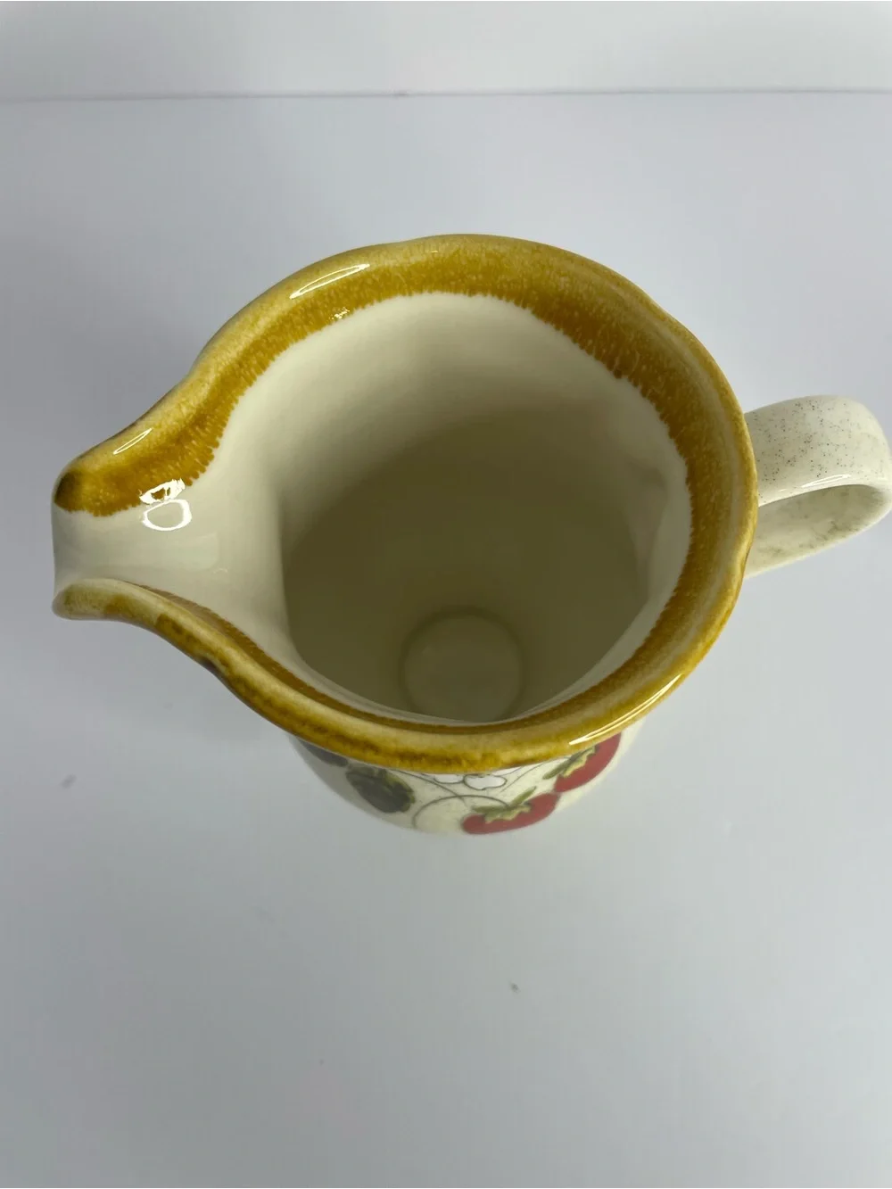 Mikasa creamer bowl strawberry