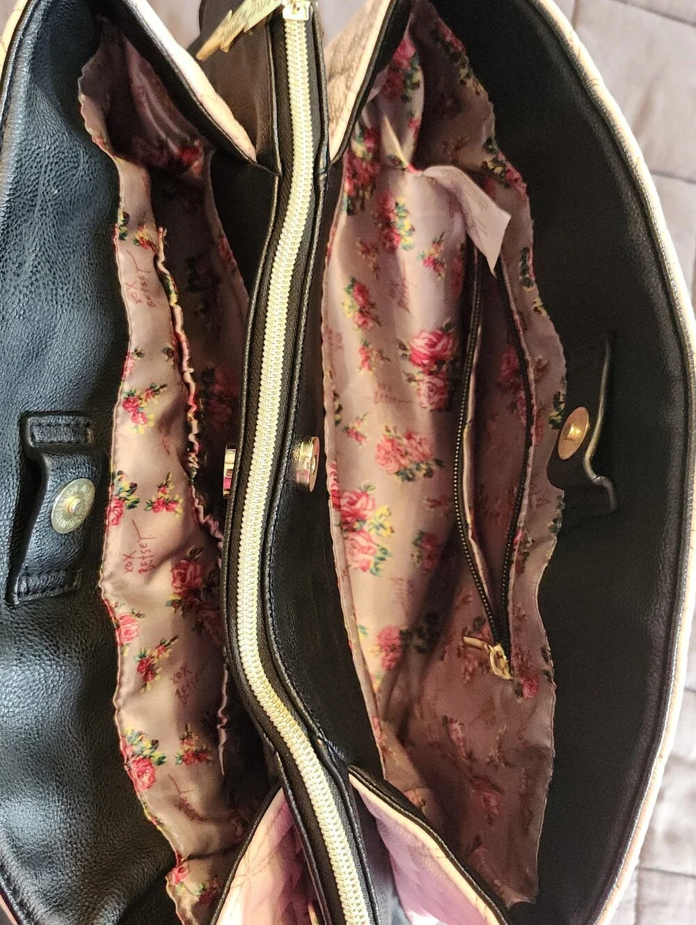 Betsey Johnson betsey johnson