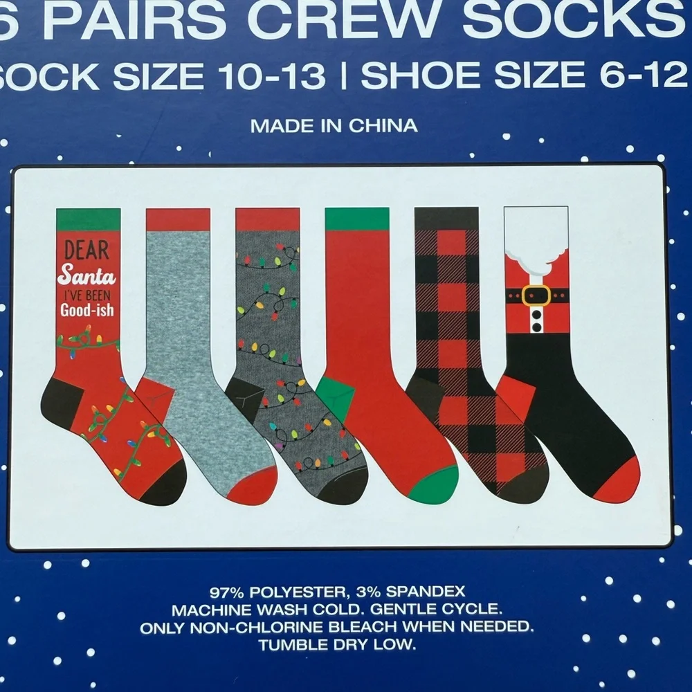 Christmas socks - 6 pairs (NIB)