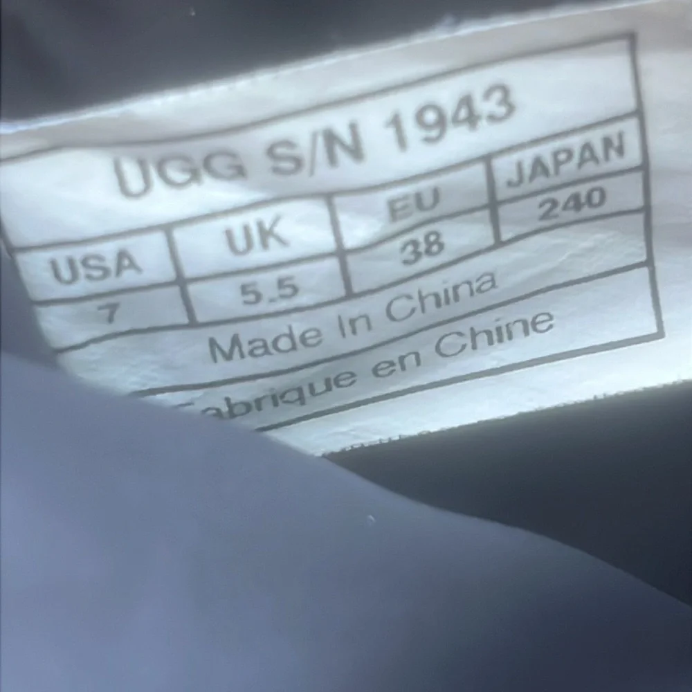 UGG cassidy nylon