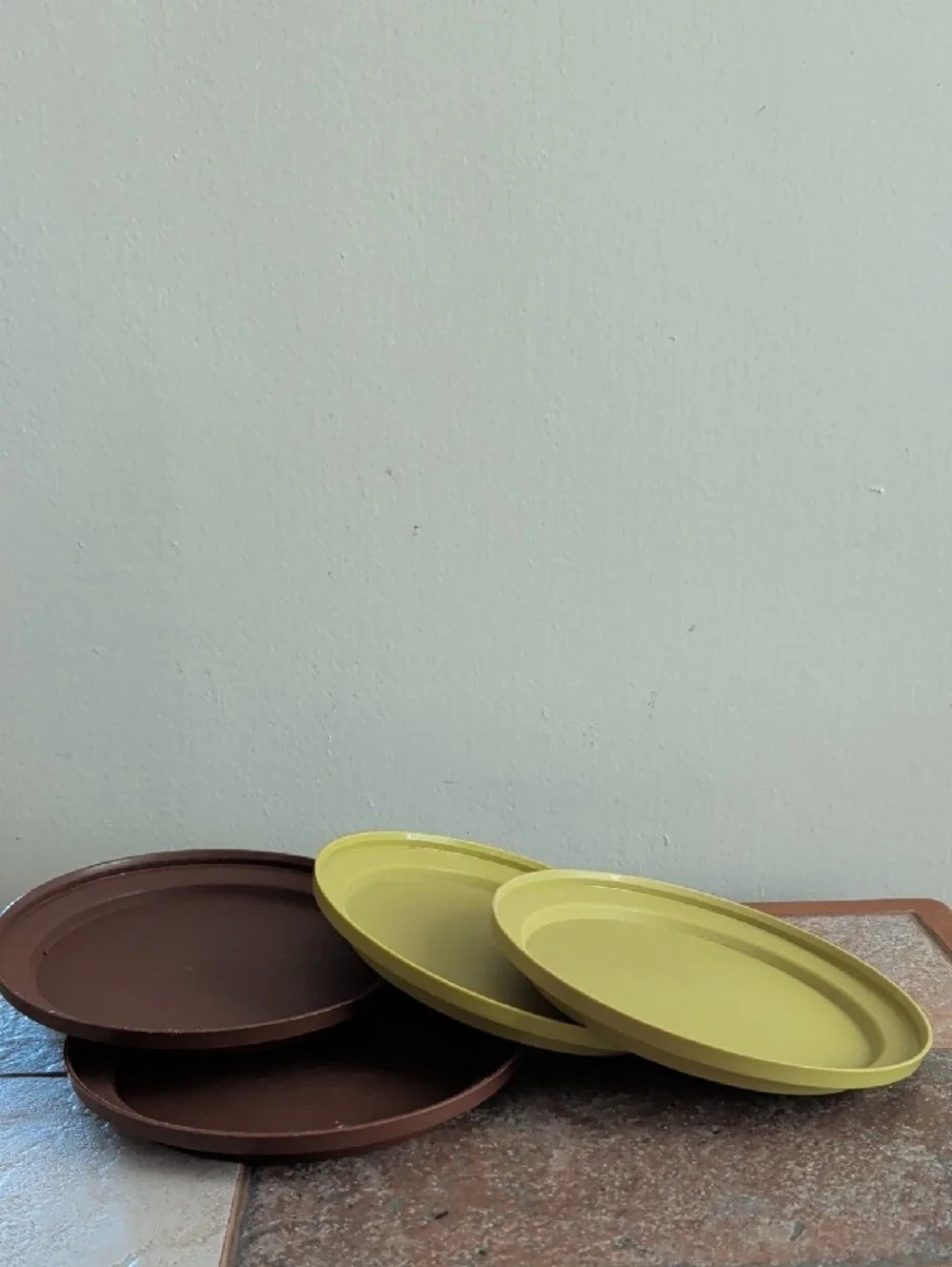 Tupperware set round