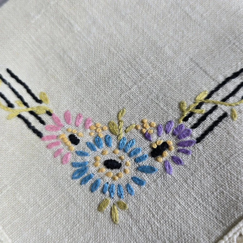 Unbranded vintage linen