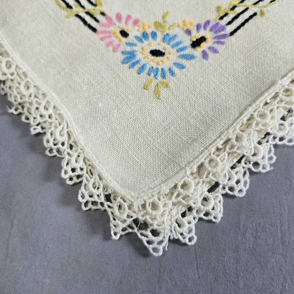 Unbranded vintage linen