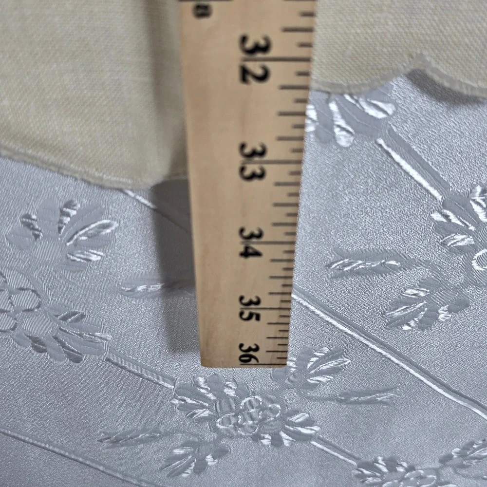 N/A vintage linen