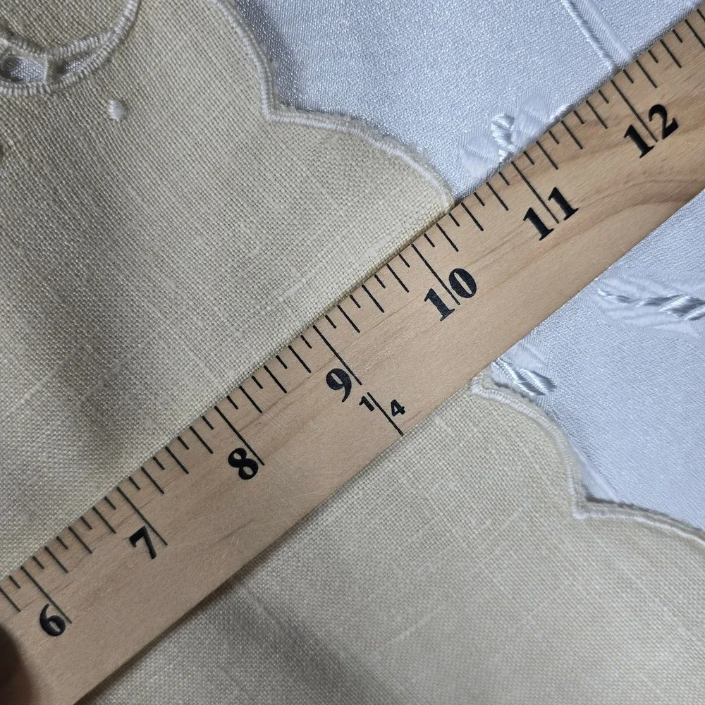 N/A vintage linen