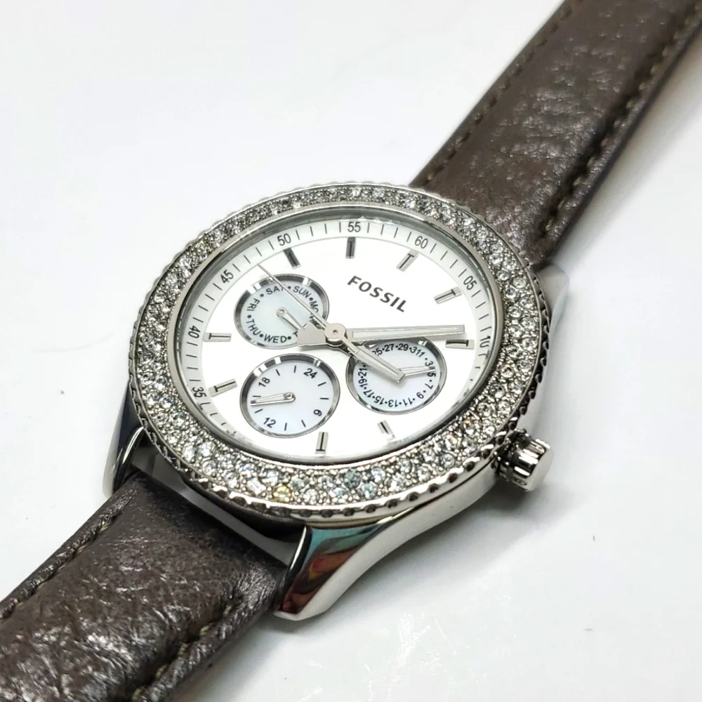 Fossil Watch ES2995 Silver Crystal Brown Leather Wristband White Face NWT