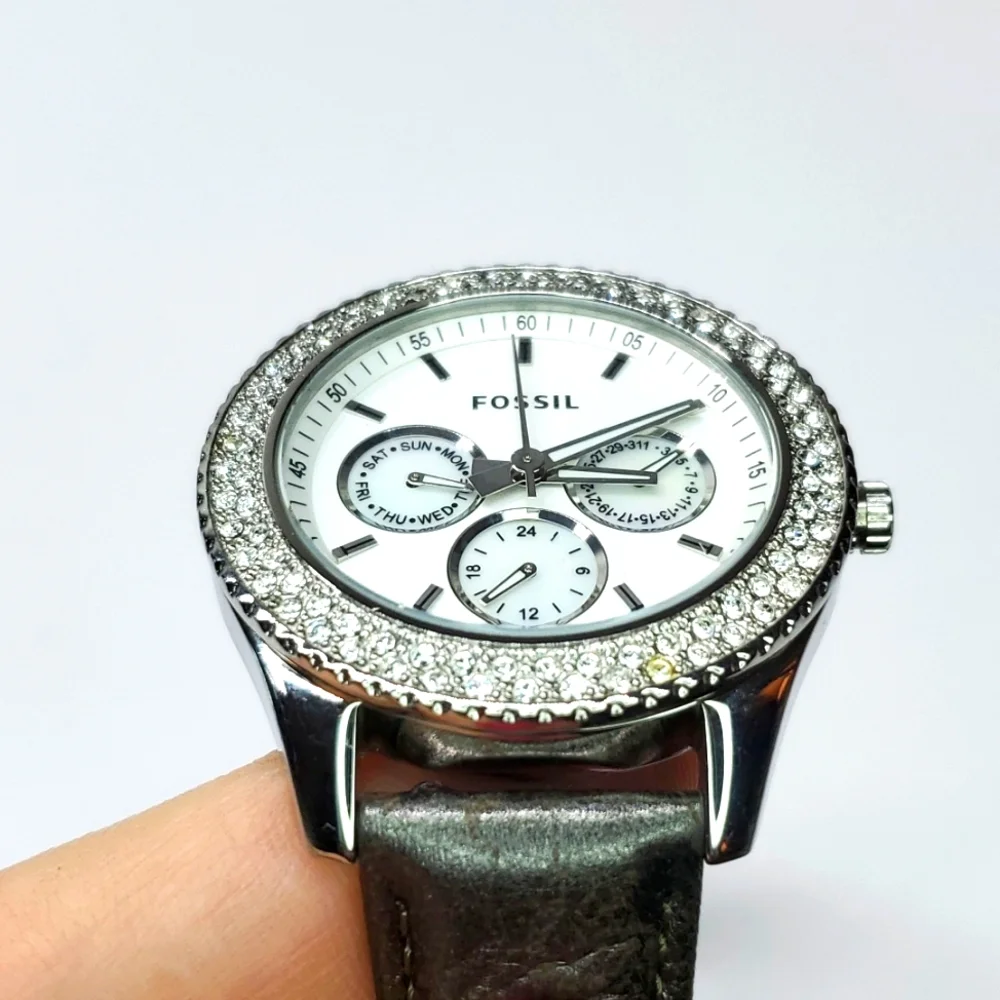 Fossil Watch ES2995 Silver Crystal Brown Leather Wristband White Face NWT