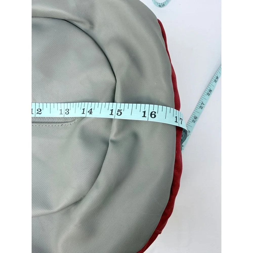 Columbia sportswear roll