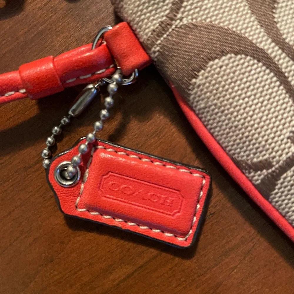 Coach excellent pre