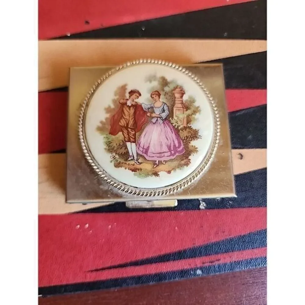 Vintage Porcelain Couple Mirror‎ Gold Compact Trinket Pill Box Case