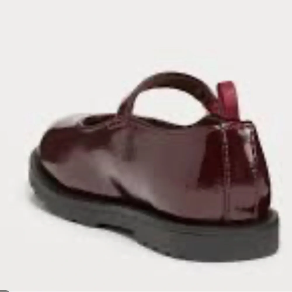 Old Navy nwt mary