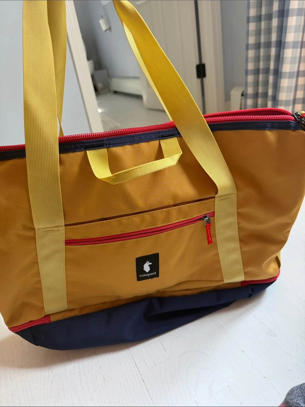 cotopaxi versatile tote