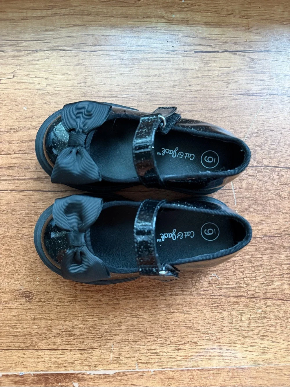 Cat & Jack chic black