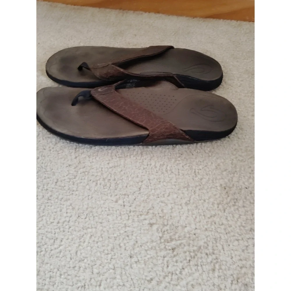 OluKai beach preppy