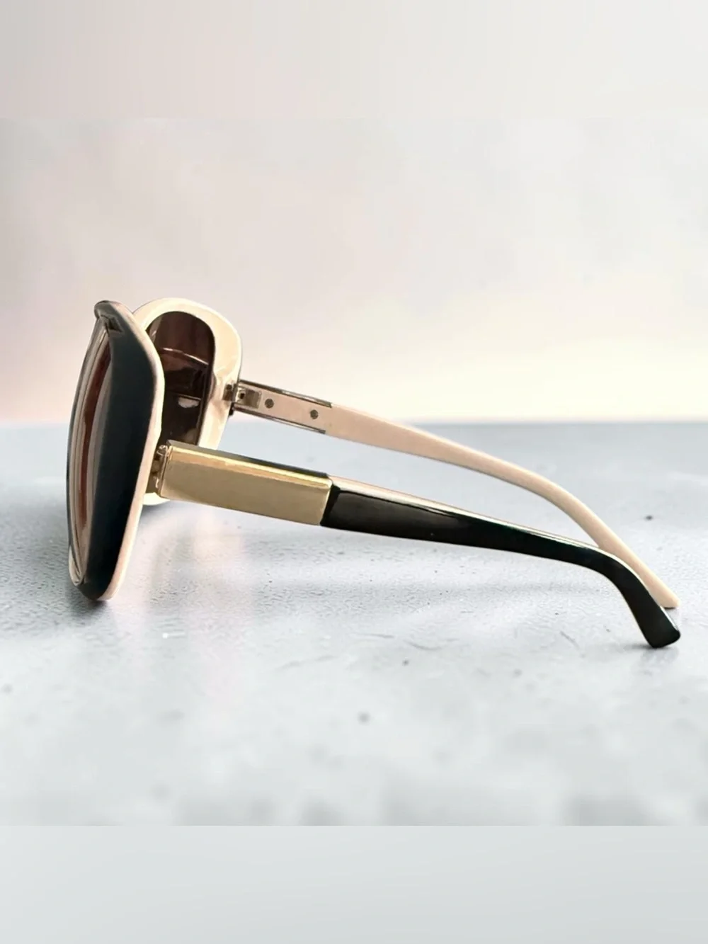 Ann Taylor make statement