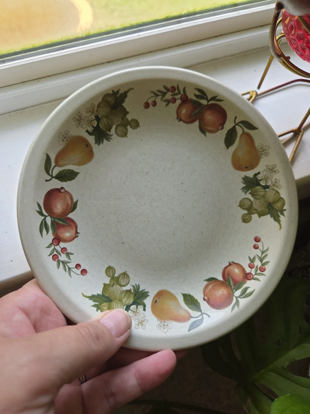 Wedgwood Cream Ceramic Fruit-Encircled Serving Bowl