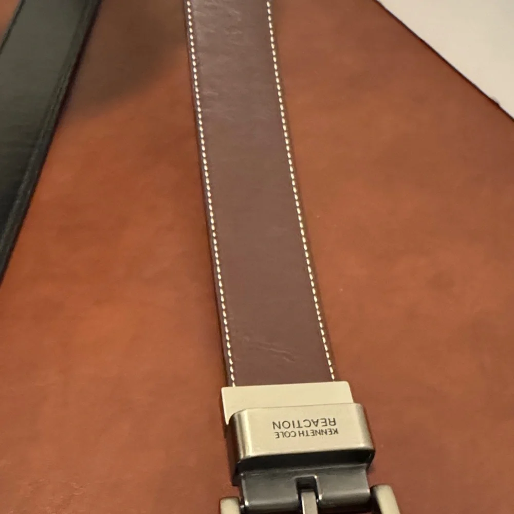 Reaction Kenneth Cole stylish brown