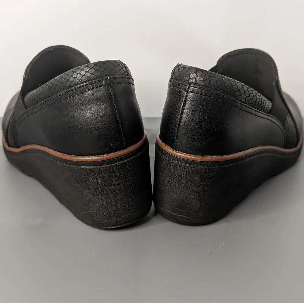 Clarks excellent by detail