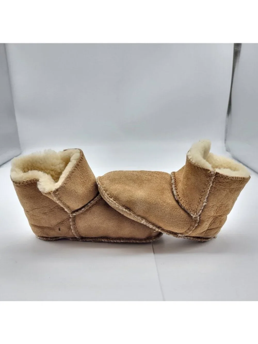 Ugg Baby Toddler Slippers Leather Sheepskin SZ L 1-2 Years Slip on