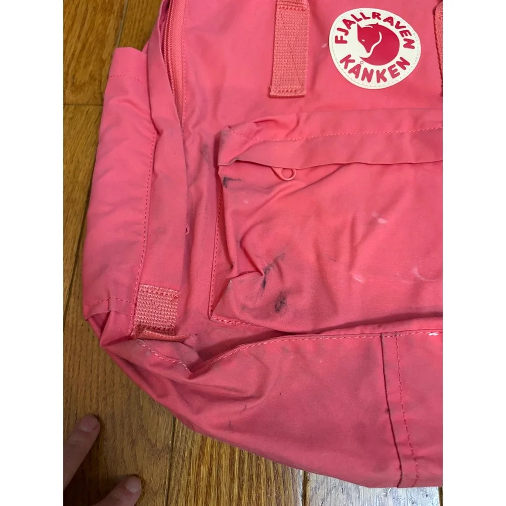 Fjallraven kanken backpack