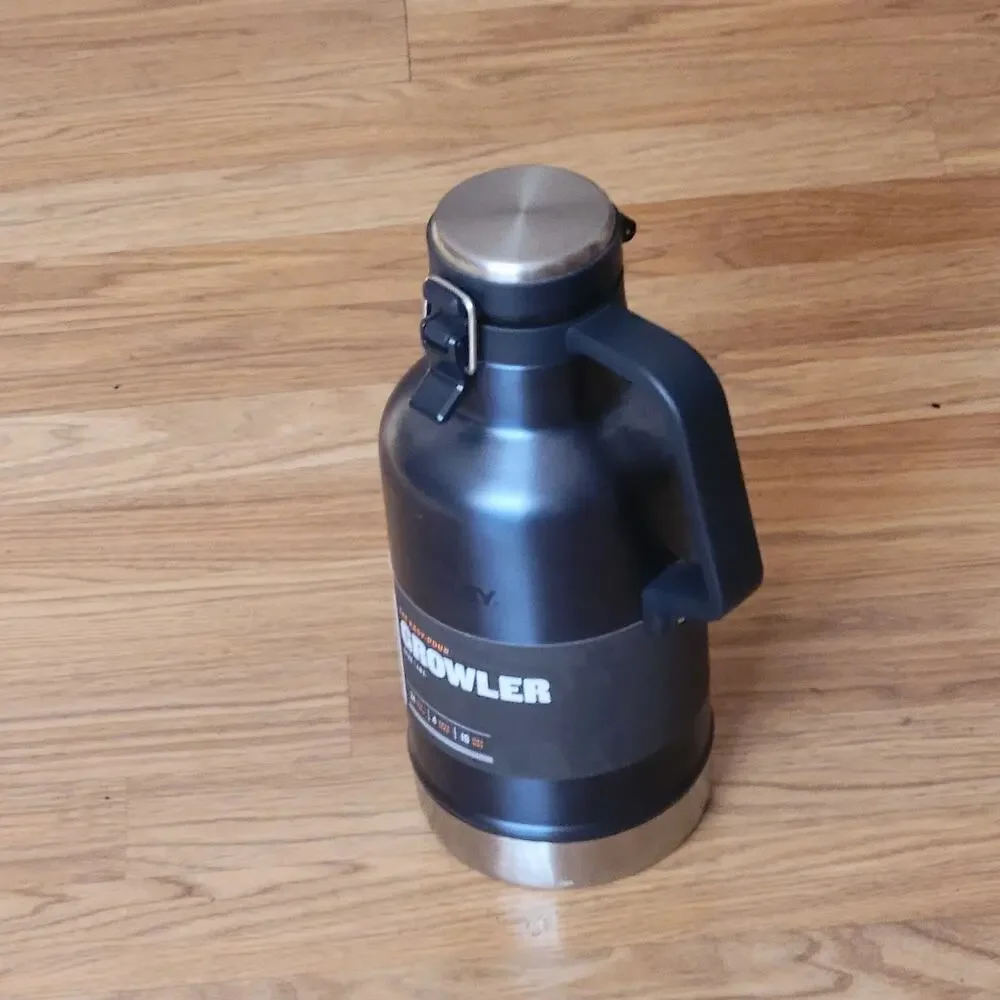 Stanley easy pour