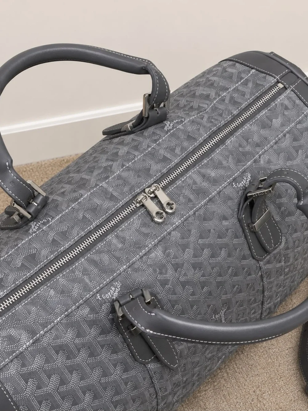 Abercrombie & Fitch stylish patterned