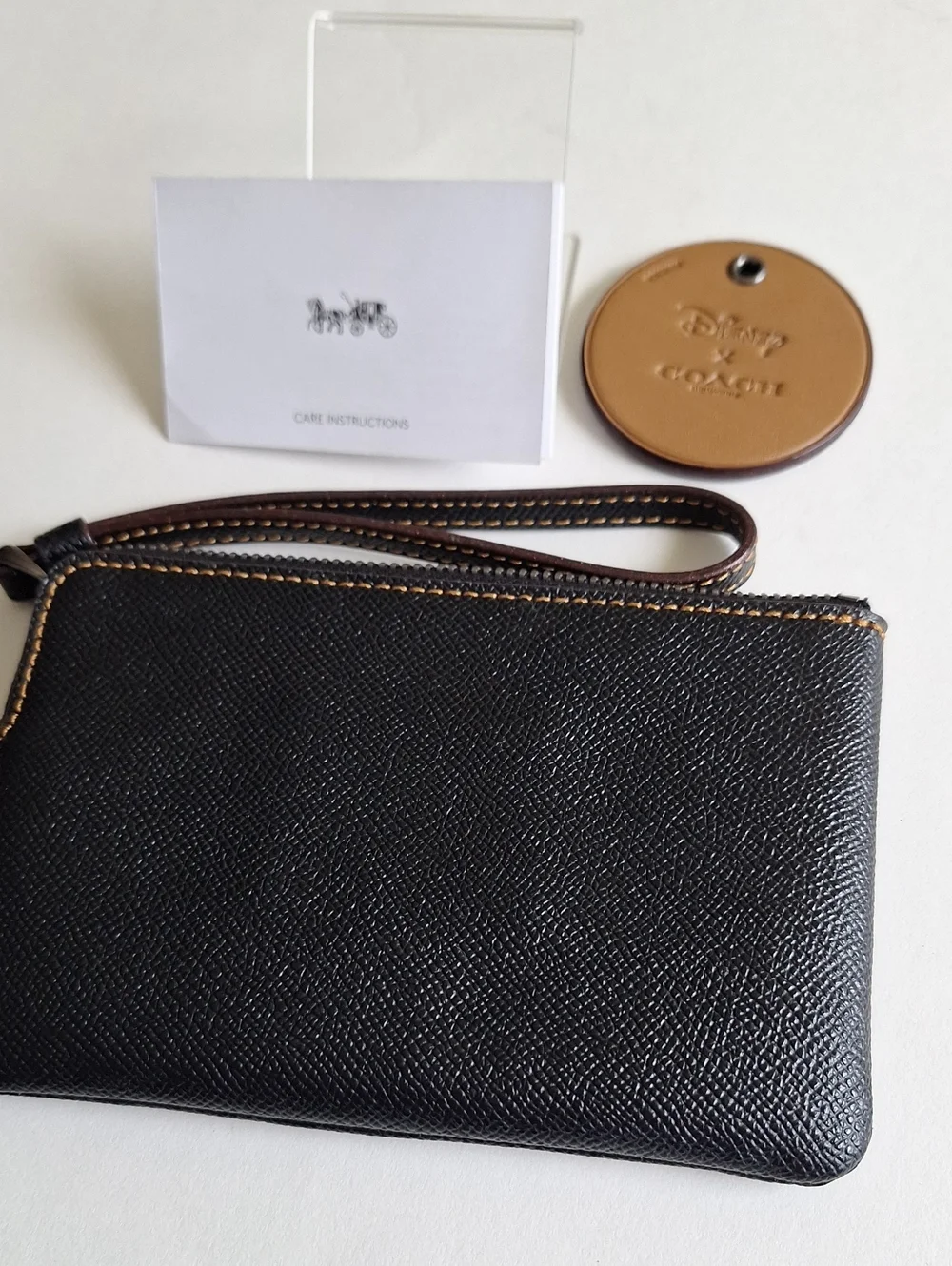 Coach leather wristlet
