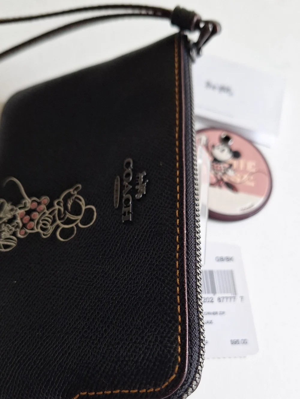 Coach leather wristlet