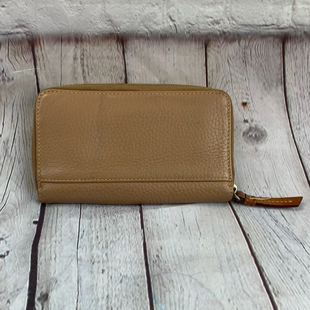 Dooney & Bourke questions leave