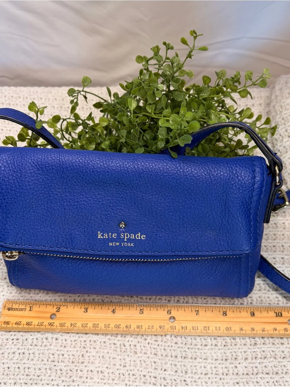 kate spade pebbled leather