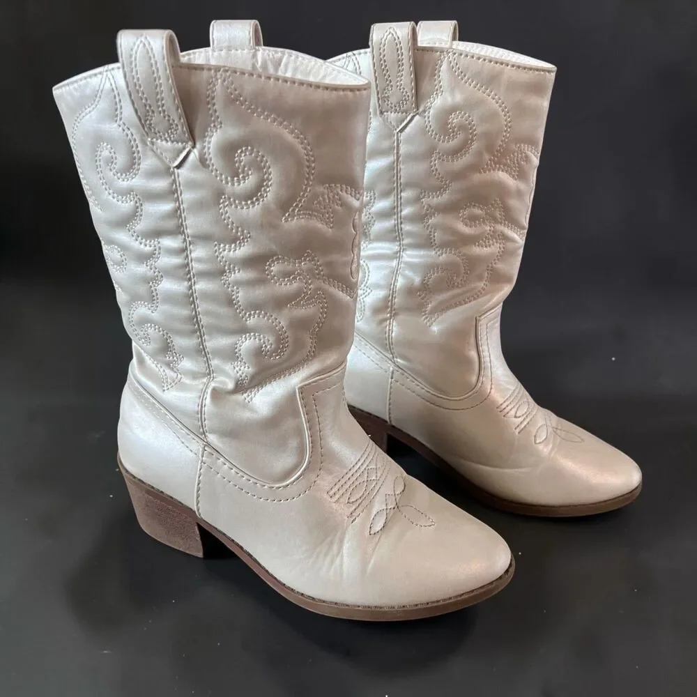 Vintage girl western