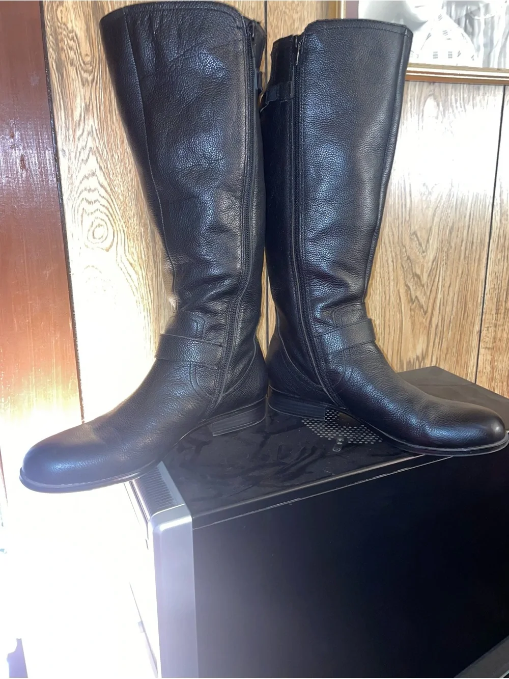N/A timeless black