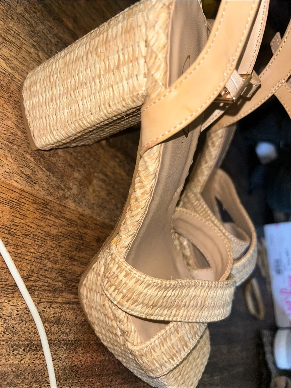 Y nof ? neutral beige