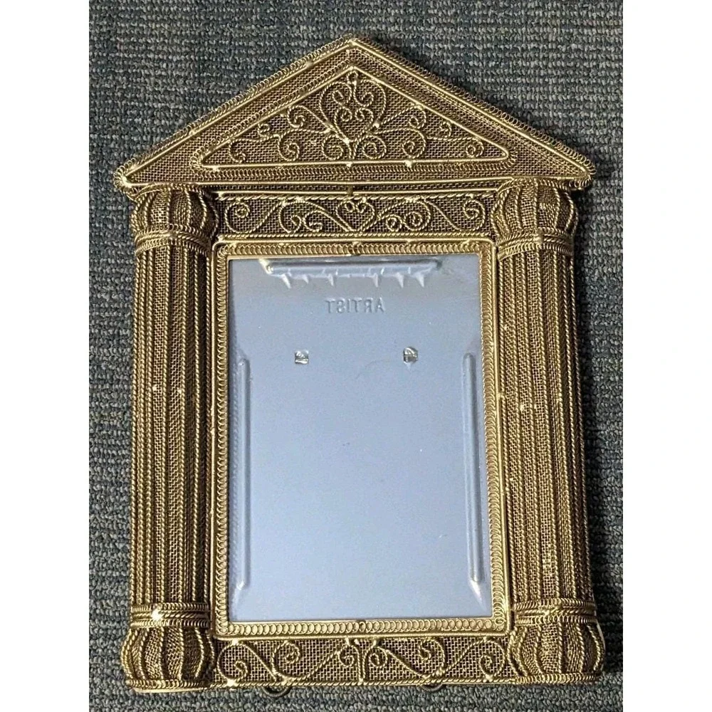 Artist Couture this vintage