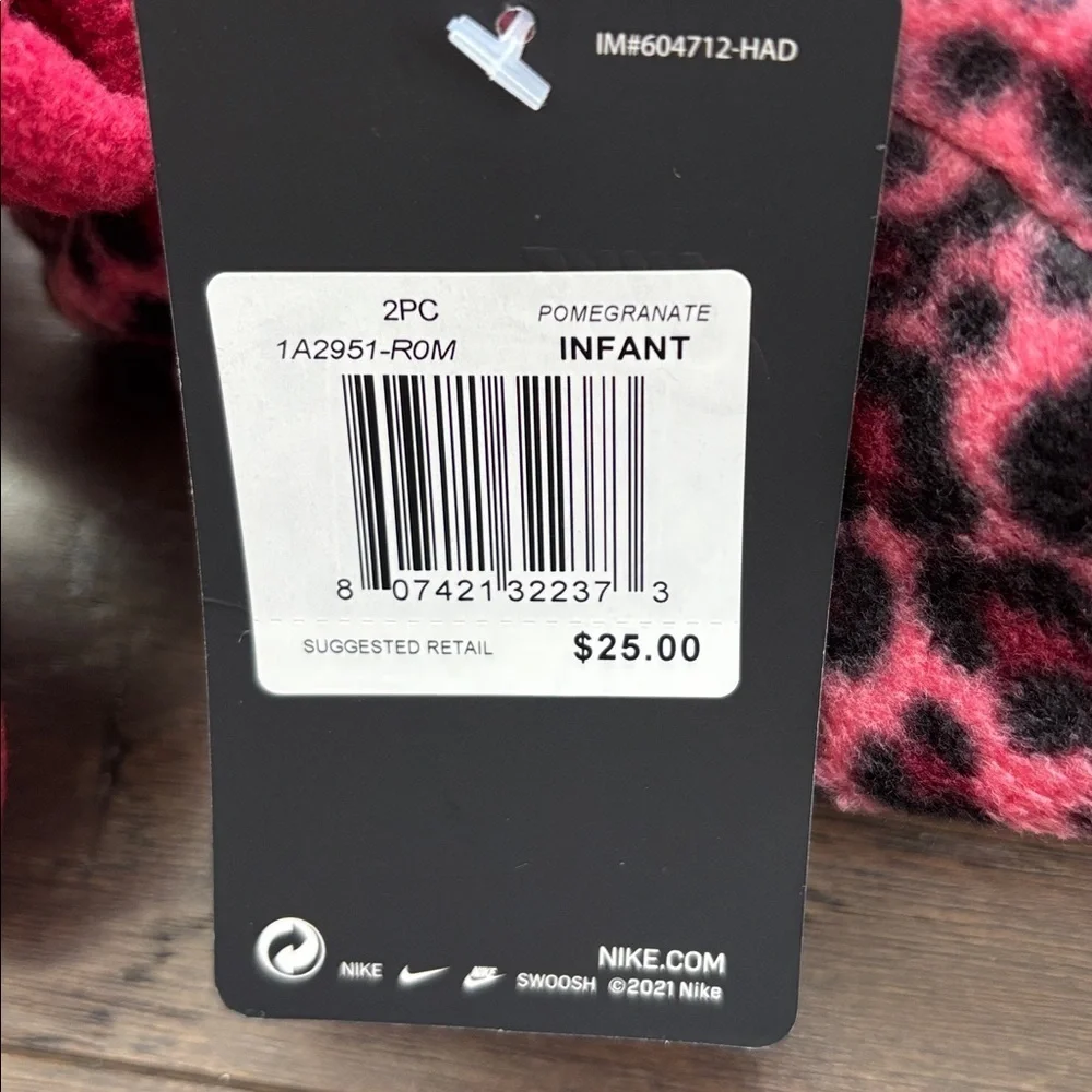Nike new tags