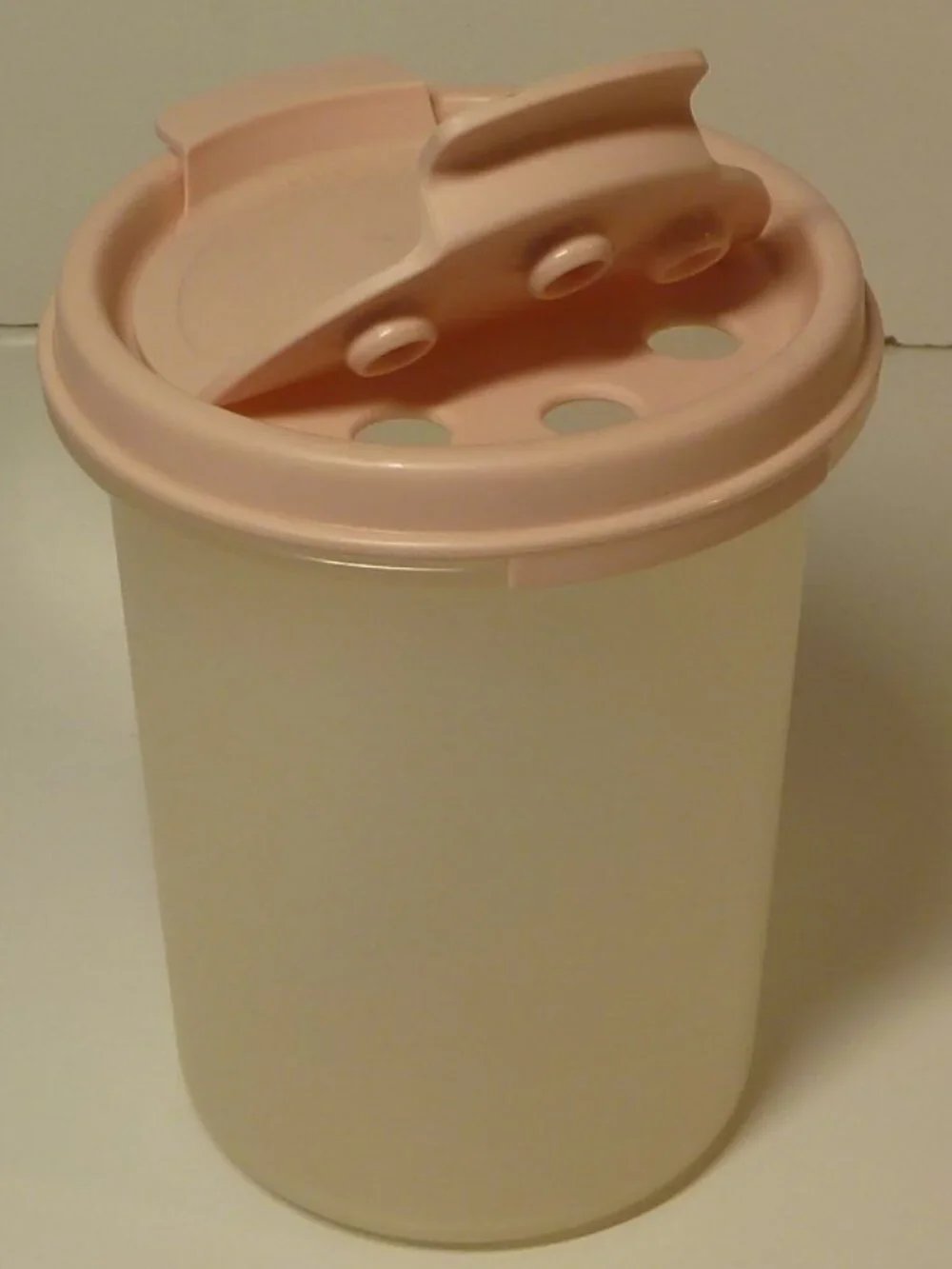 Tupperware rare find