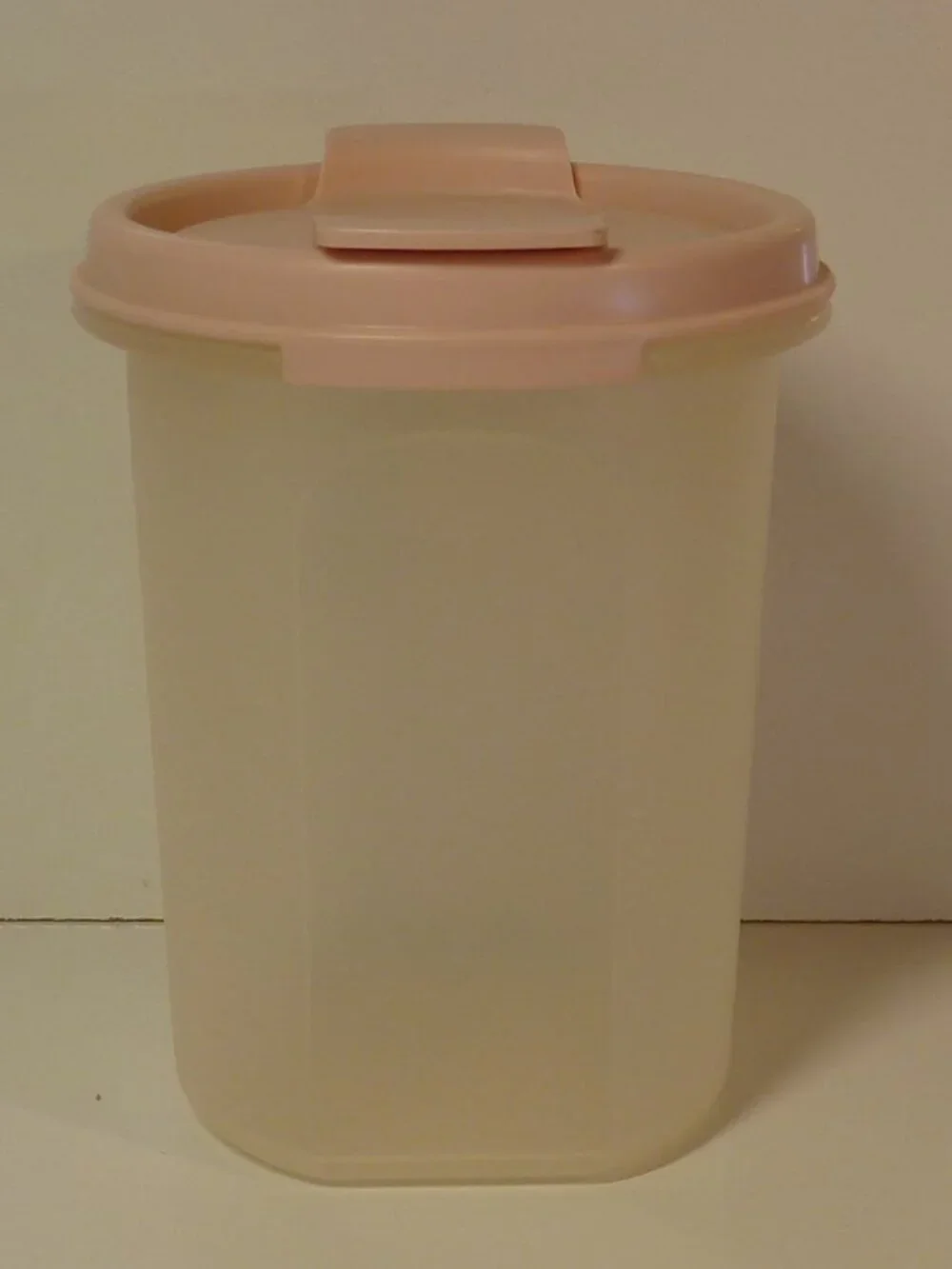 NOS Vintage Tupperware Modular Mates Round 2 Shaker Canister Pink Lid 1606