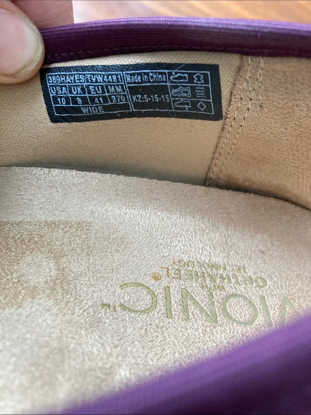 Vionic plum suede